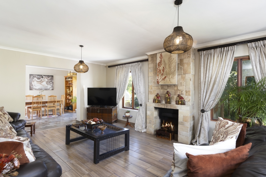 4 Bedroom Property for Sale in Steynsrust Western Cape